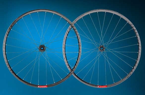 Niner_Carbon_MTB_Wheel_1